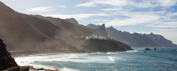 quelle est l'île des canaries la moins ventée