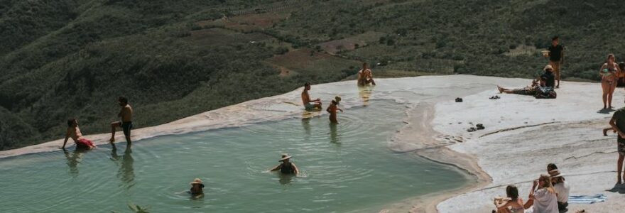 piscine naturelle d'eau chaude corse du sud